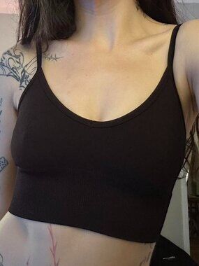Tna active aritzia golden body grip v neck cami sports bra activewear top xs